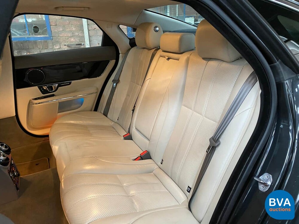 Jaguar XJ 3.0 V6D Portfolio 275 PS 2014, TS-960-J.