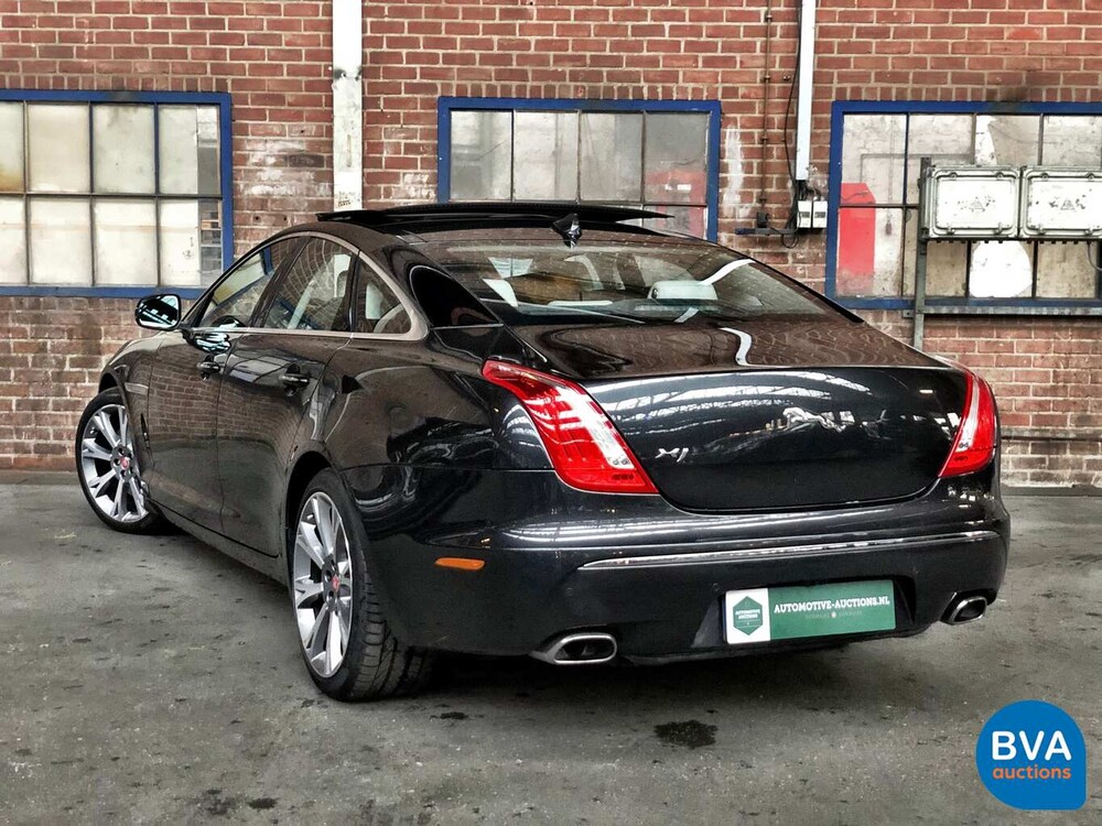 Jaguar XJ 3.0 V6D Portfolio 275 PS 2014, TS-960-J.