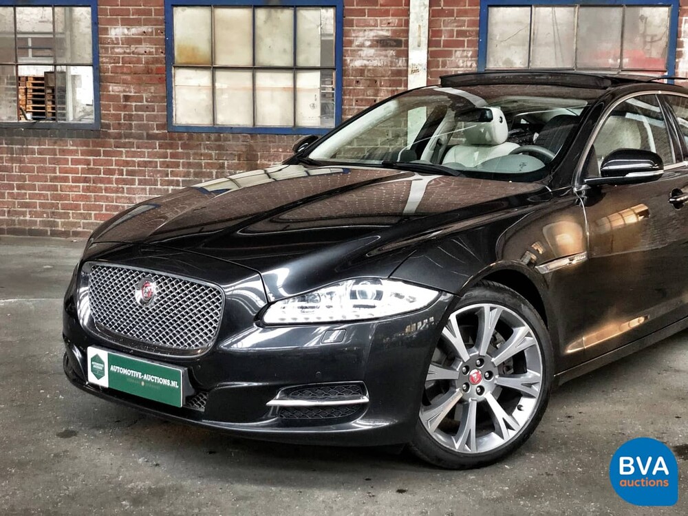Jaguar XJ 3.0 V6D Portfolio 275 PS 2014, TS-960-J.