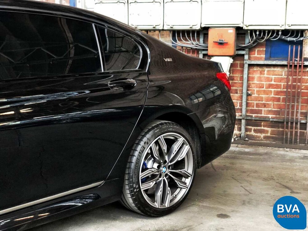 BMW M760Li xDrive 6.6 V12 609 PS 7er 2017, RK-020-X.