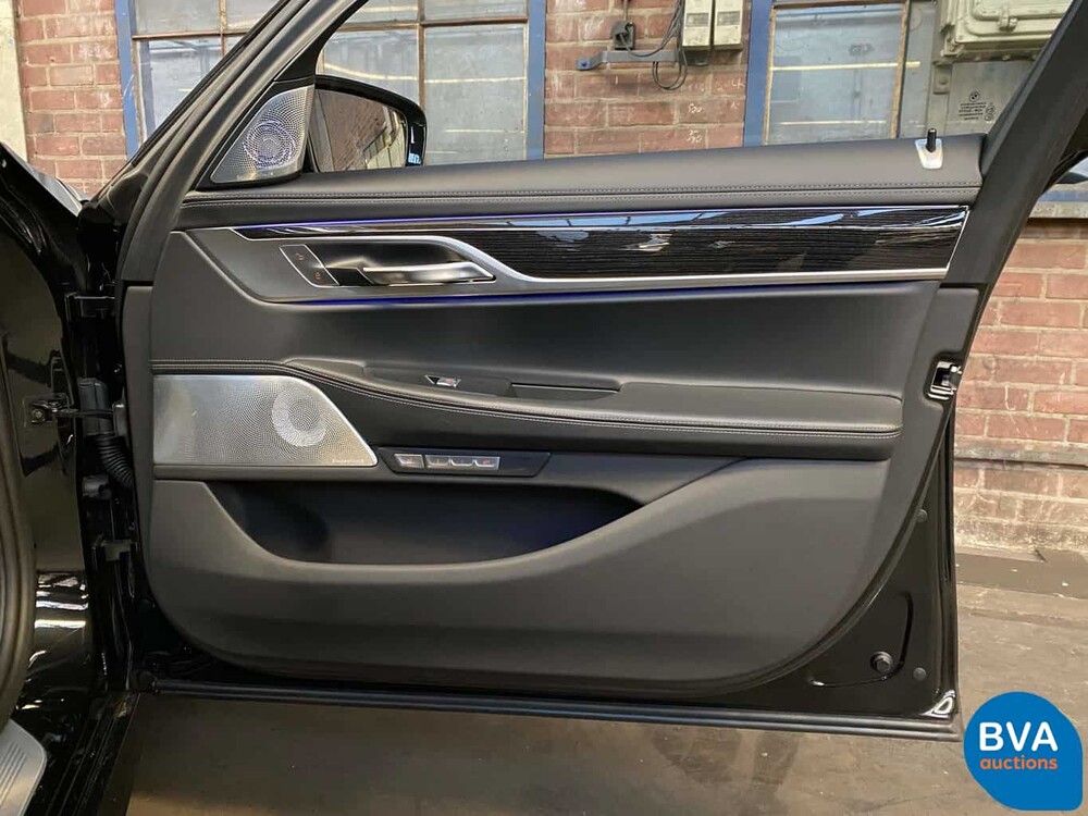 BMW M760Li xDrive 6.6 V12 609 PS 7er 2017, RK-020-X.