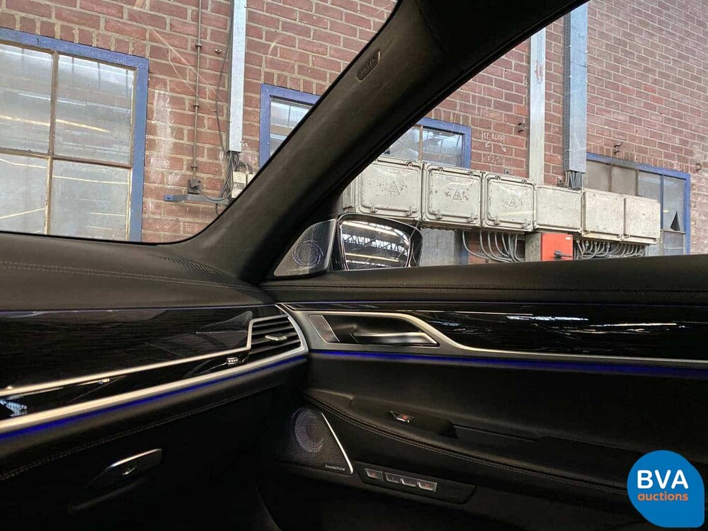 BMW M760Li xDrive 6.6 V12 609 PS 7er 2017, RK-020-X.