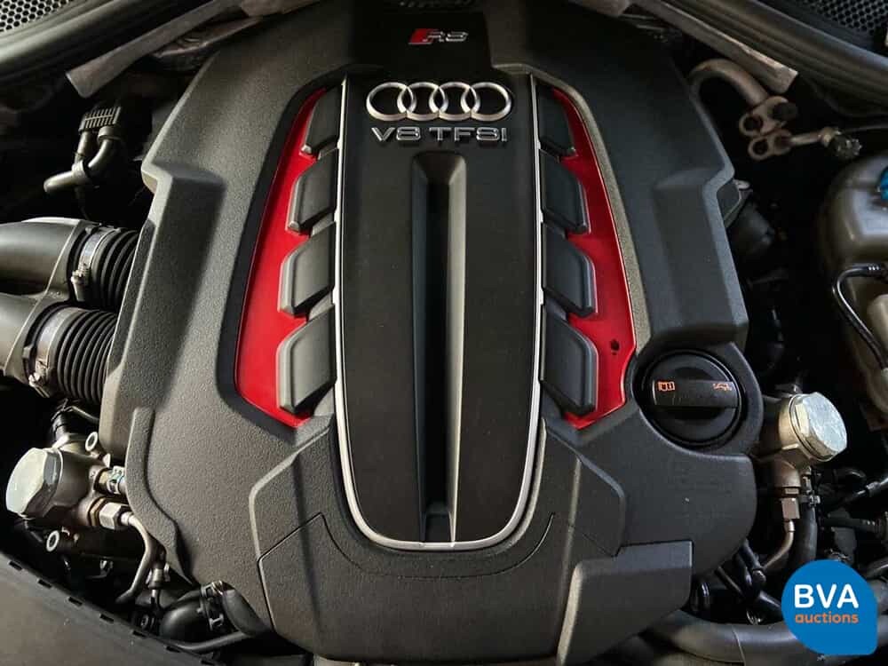 Audi RS6 Avant 560 PS Dynamic + Quattro 4.0TFSI Carbon, JF-530-N.