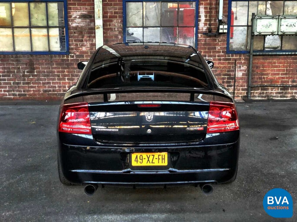 Dodge Charger SRT-8 6.1 V8 432 PS 2007, 49-XZ-FH.