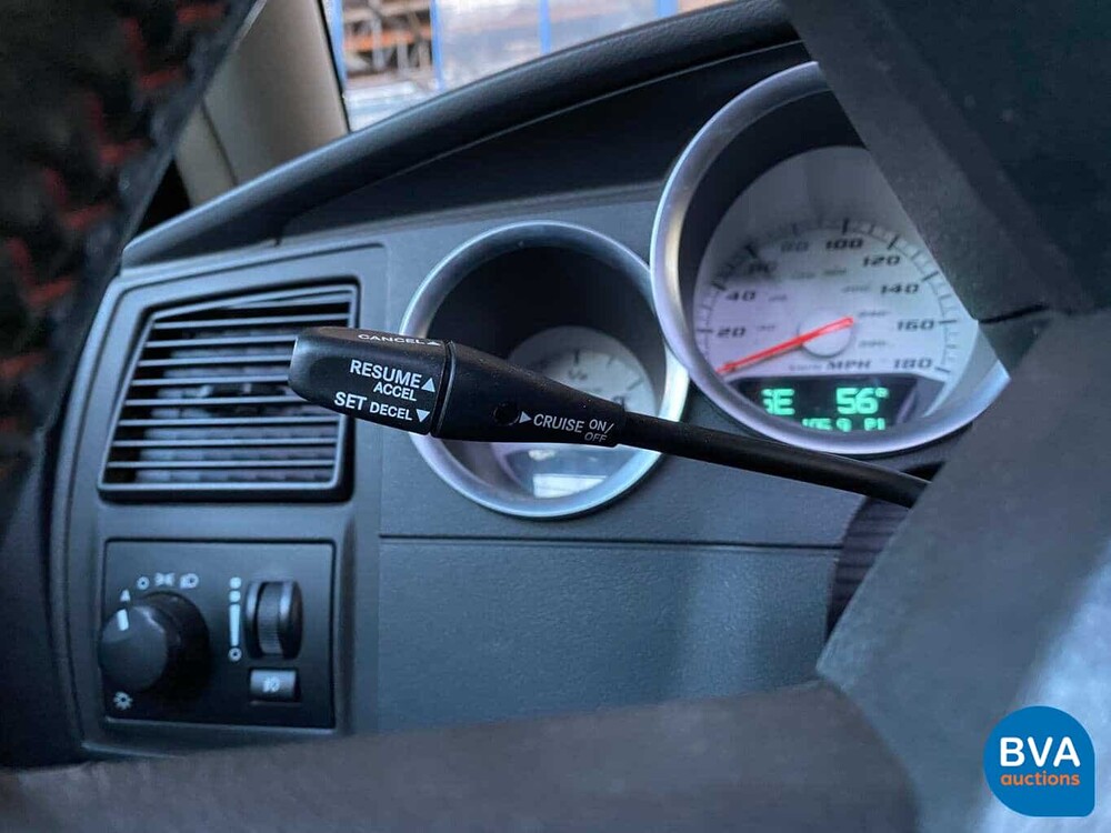 Dodge Charger SRT-8 6.1 V8 432 PS 2007, 49-XZ-FH.