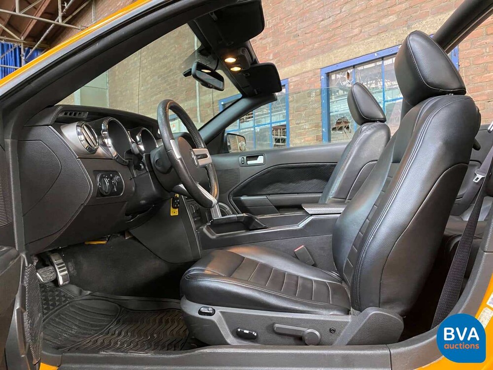Ford Mustang GT Cabriolet 4.6 V8 305 PS 2007, J-464-JK.