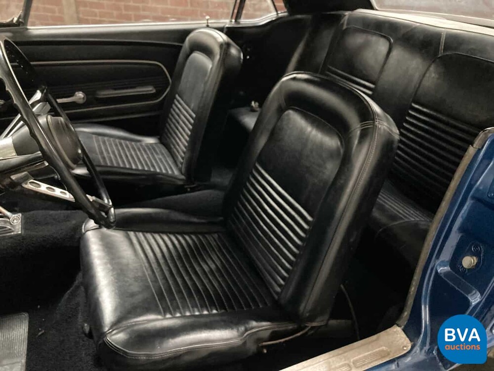 Ford Mustang V8 Coupe Automatic 1967.