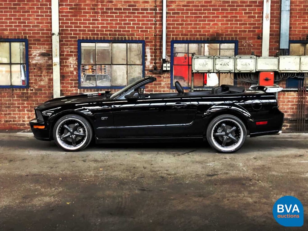 Ford Mustang GT Cabriolet V8 Saleen Kompressor 2006.
