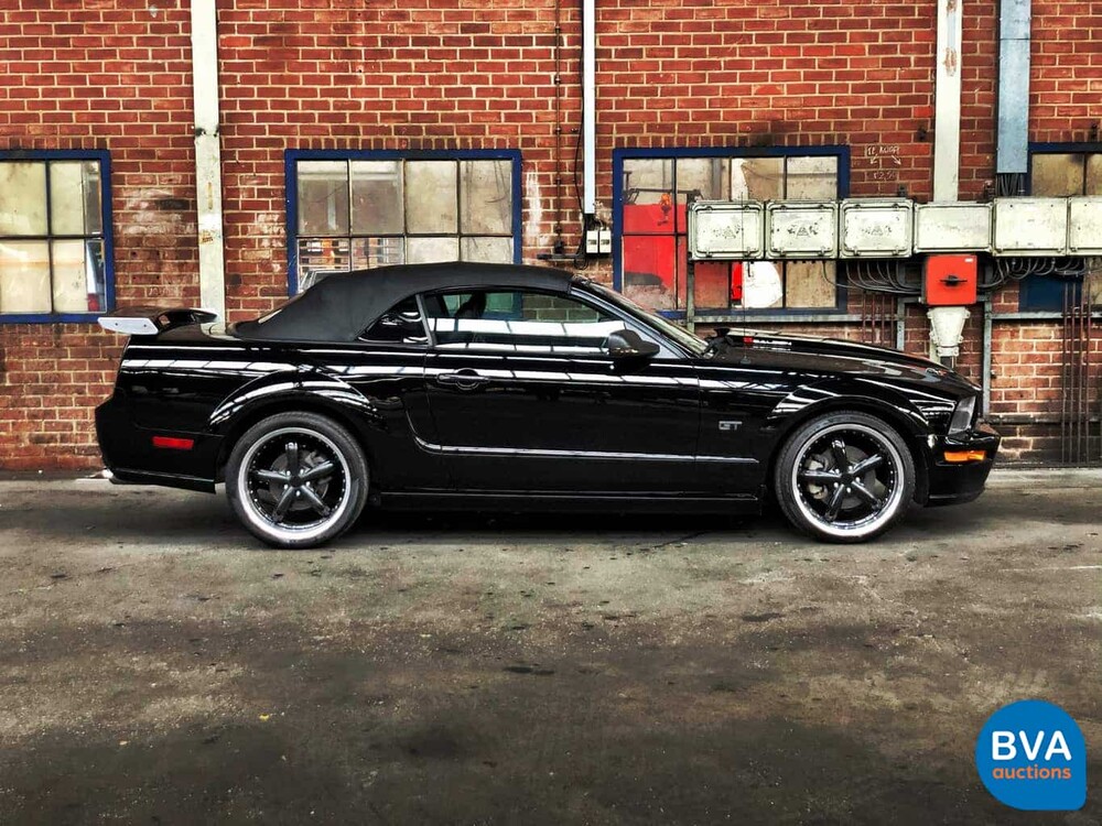 Ford Mustang GT Cabriolet V8 Saleen Kompressor 2006.