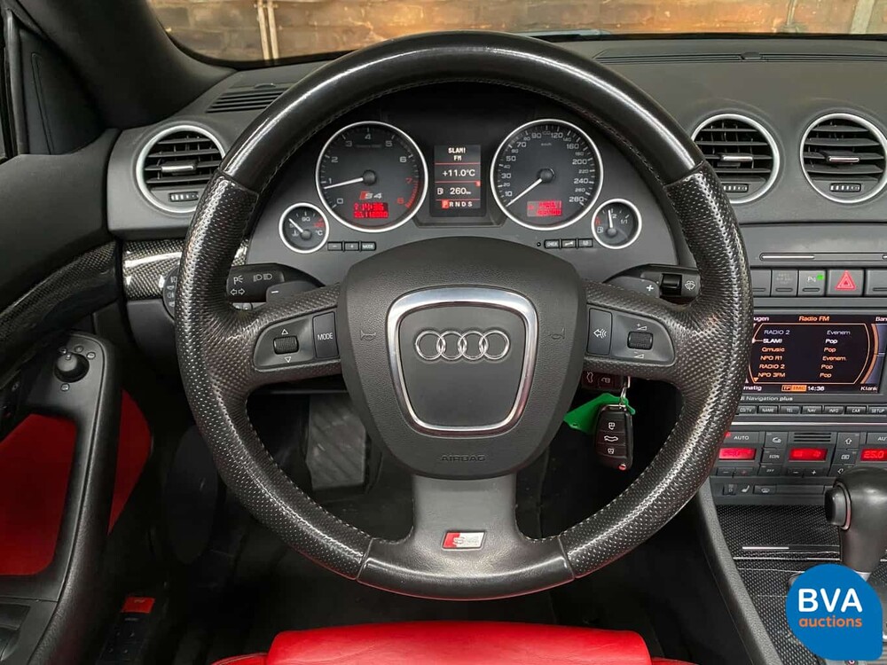 Audi S4 Cabriolet 4.2 V8 Quattro 344 PS 2006 - Original NL - A4, 96-SV-SB.