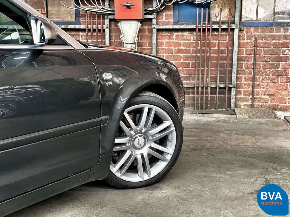 Audi S4 Cabriolet 4.2 V8 Quattro 344 PS 2006 - Original NL - A4, 96-SV-SB.