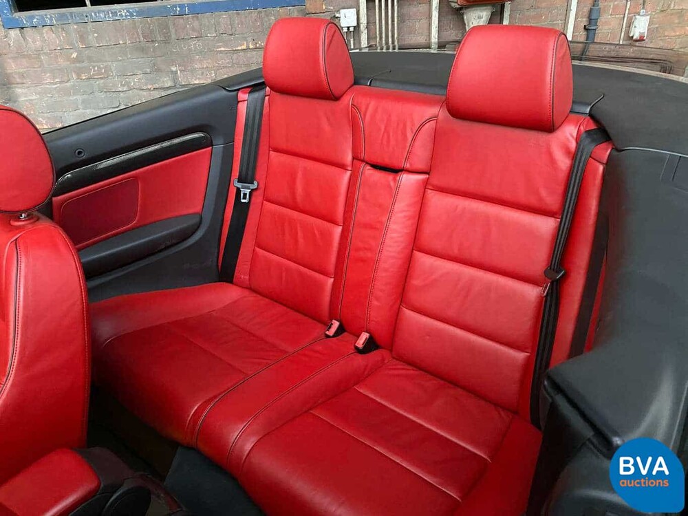Audi S4 Cabriolet 4.2 V8 Quattro 344 PS 2006 - Original NL - A4, 96-SV-SB.