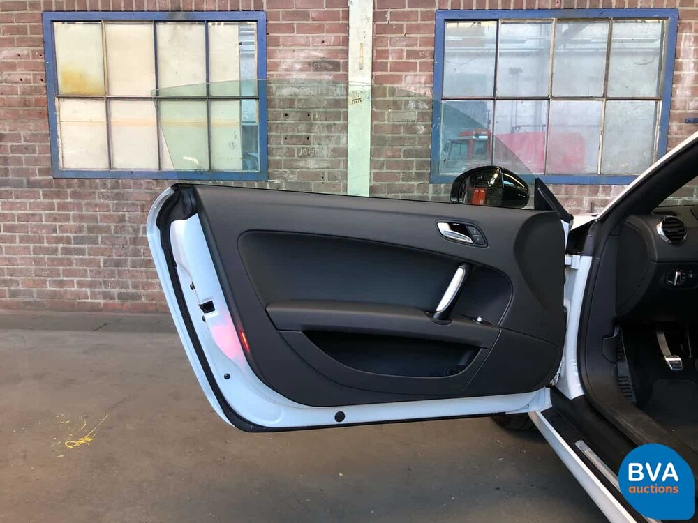 Audi TT 2.0 TDI Quattro Pro Line S 170hp 2013, H-599-XN.