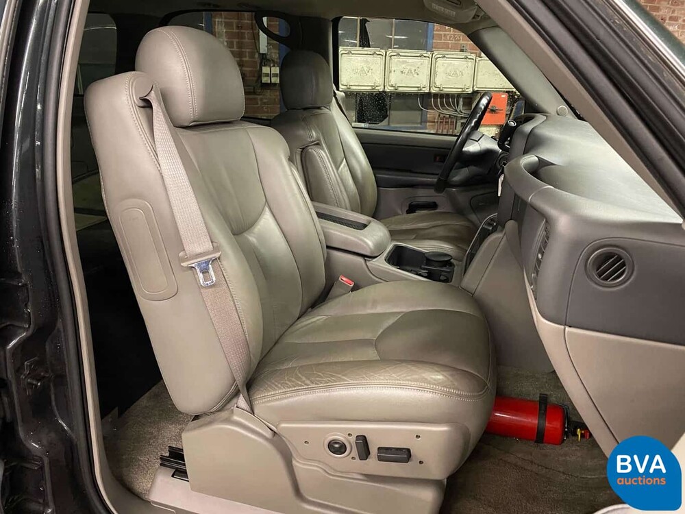 Chevrolet Tahoe 5.3 V8 2003.