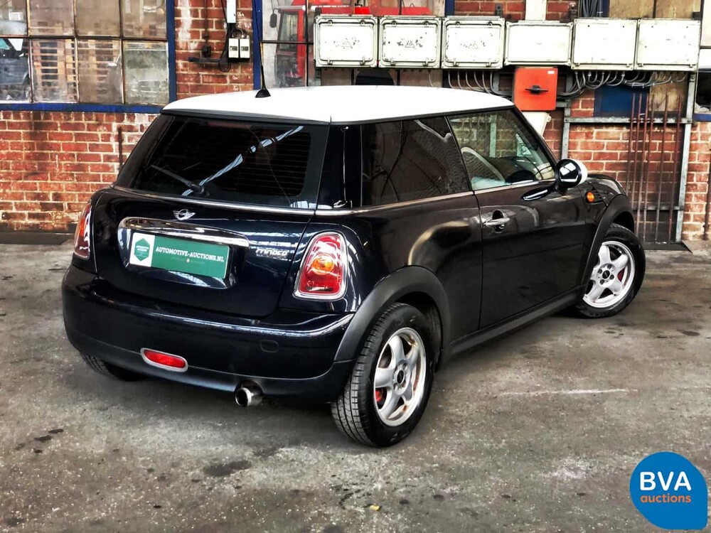 Mini Cooper 1.6 120hp 2007, ST-292-N.
