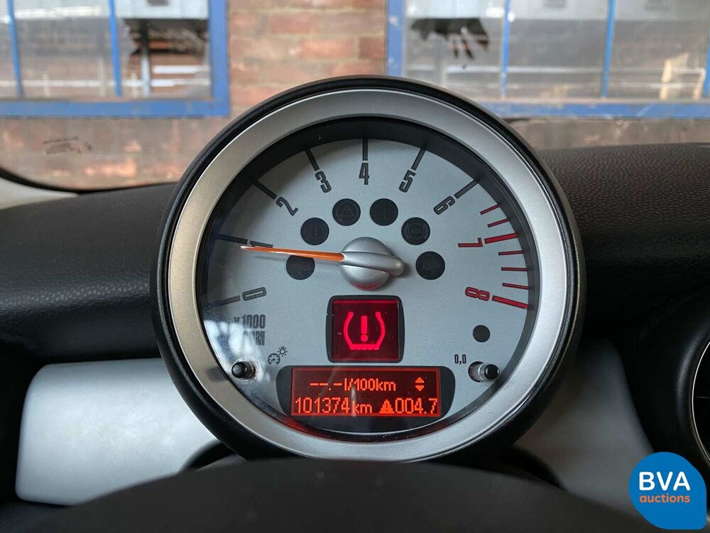 Mini Cooper 1.6 120hp 2007, ST-292-N.