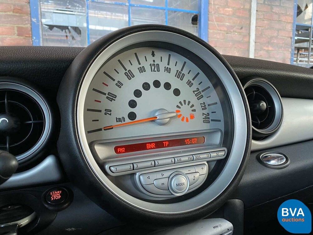 Mini Cooper 1.6 120hp 2007, ST-292-N.