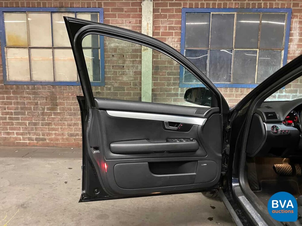 Audi A4 Avant 3.2 FSI Quattro S-Line 256hp 2006, 66-JTG-8.