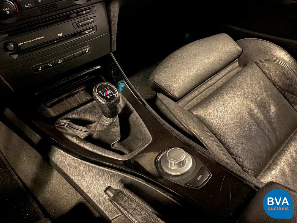 BMW 330i Sedan 258hp Youngtimer 2005, TX-406-N.