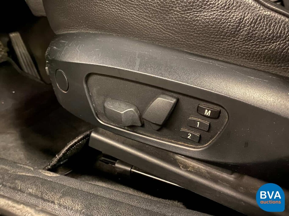 BMW 330i Sedan 258hp Youngtimer 2005, TX-406-N.