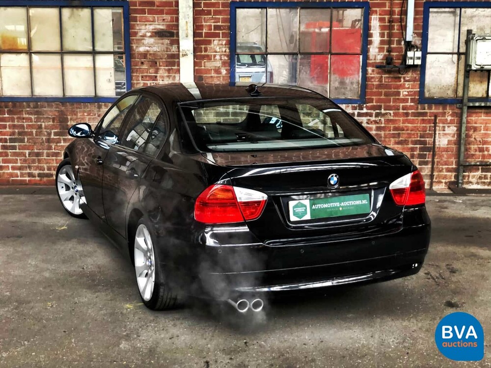 BMW 330i Sedan 258hp Youngtimer 2005, TX-406-N.