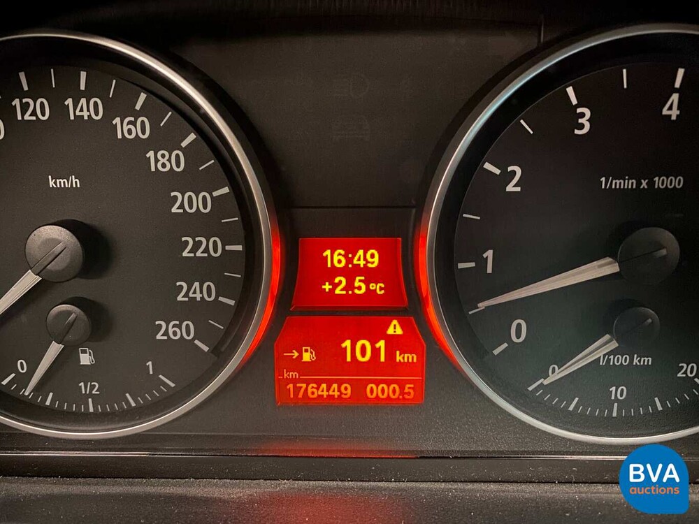 BMW 330i Sedan 258hp Youngtimer 2005, TX-406-N.