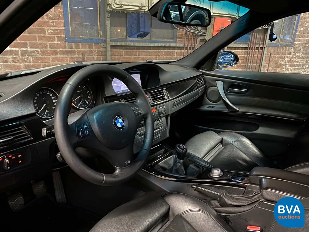 BMW 330i Sedan 258hp Youngtimer 2005, TX-406-N.