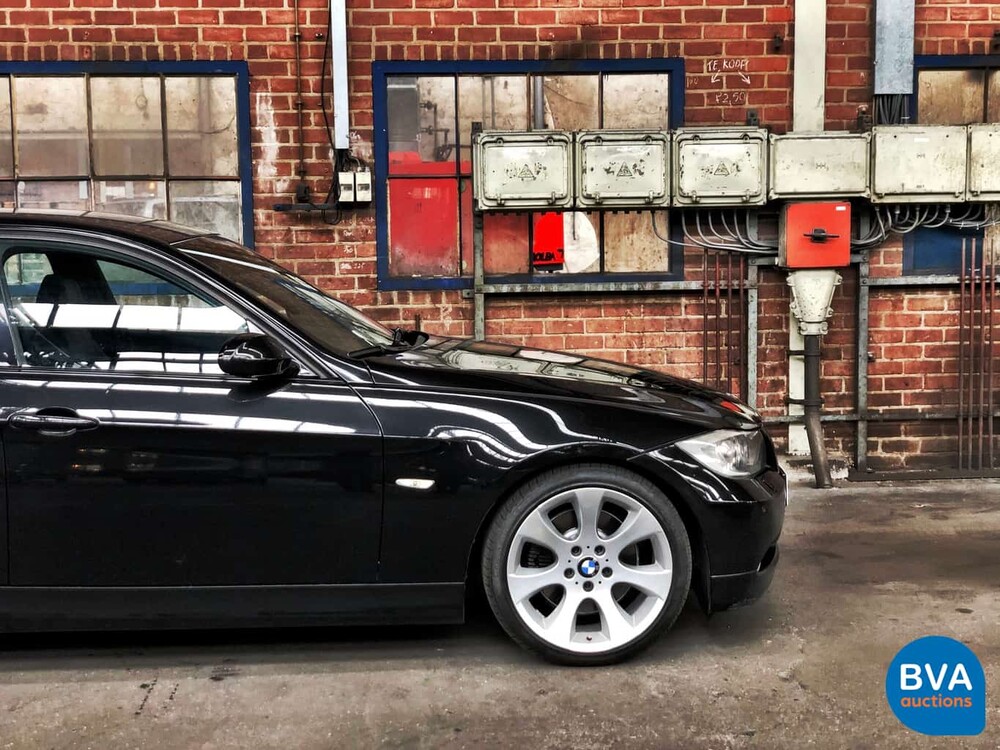 BMW 330i Sedan 258hp Youngtimer 2005, TX-406-N.