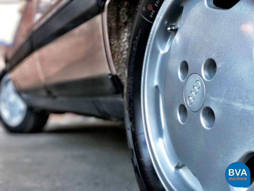 Audi 100 CS Avant 2.2 Five-cylinder automatic 132 hp 1987.