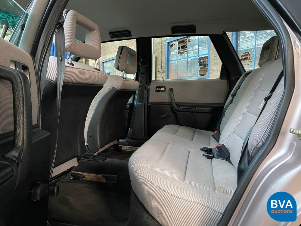 Audi 100 CS Avant 2.2 Five-cylinder automatic 132 hp 1987.