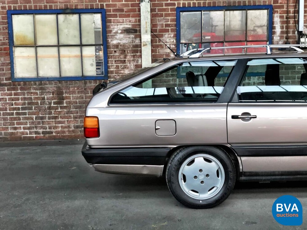 Audi 100 CS Avant 2.2 Five-cylinder automatic 132 hp 1987.