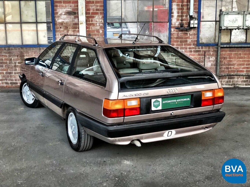 Audi 100 CS Avant 2.2 Five-cylinder automatic 132 hp 1987.
