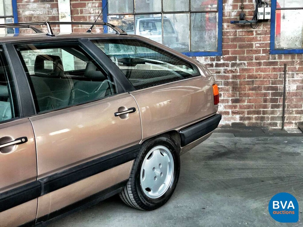 Audi 100 CS Avant 2.2 Five-cylinder automatic 132 hp 1987.