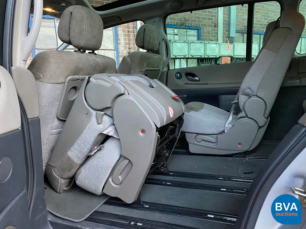 Renault Grand Espace 3.5 V6 241 PS Automatik 2004 - Original NL -, 54-NP-XS.