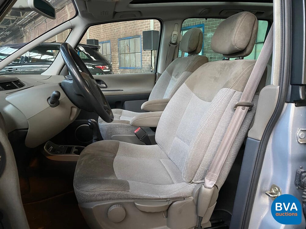 Renault Grand Espace 3.5 V6 241 PS Automatik 2004 - Original NL -, 54-NP-XS.