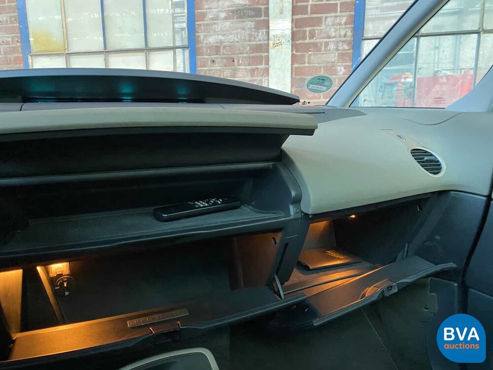 Renault Grand Espace 3.5 V6 241 PS Automatik 2004 - Original NL -, 54-NP-XS.