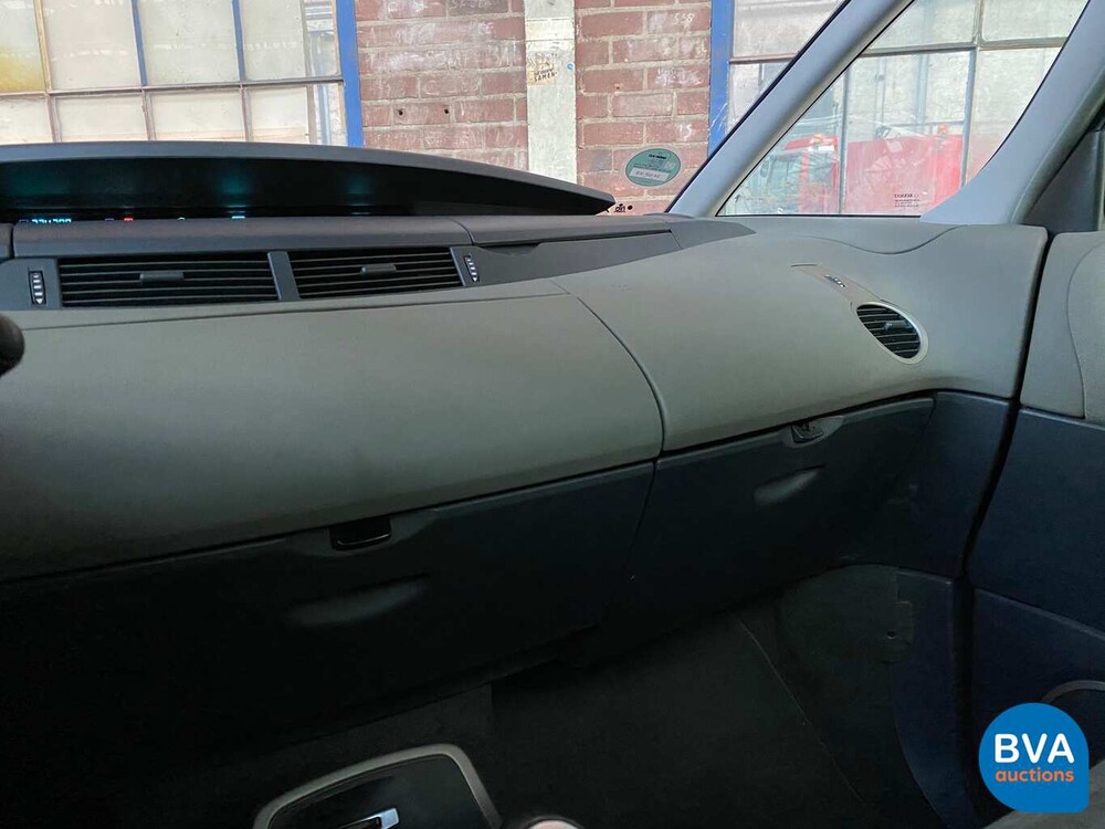 Renault Grand Espace 3.5 V6 241 PS Automatik 2004 - Original NL -, 54-NP-XS.