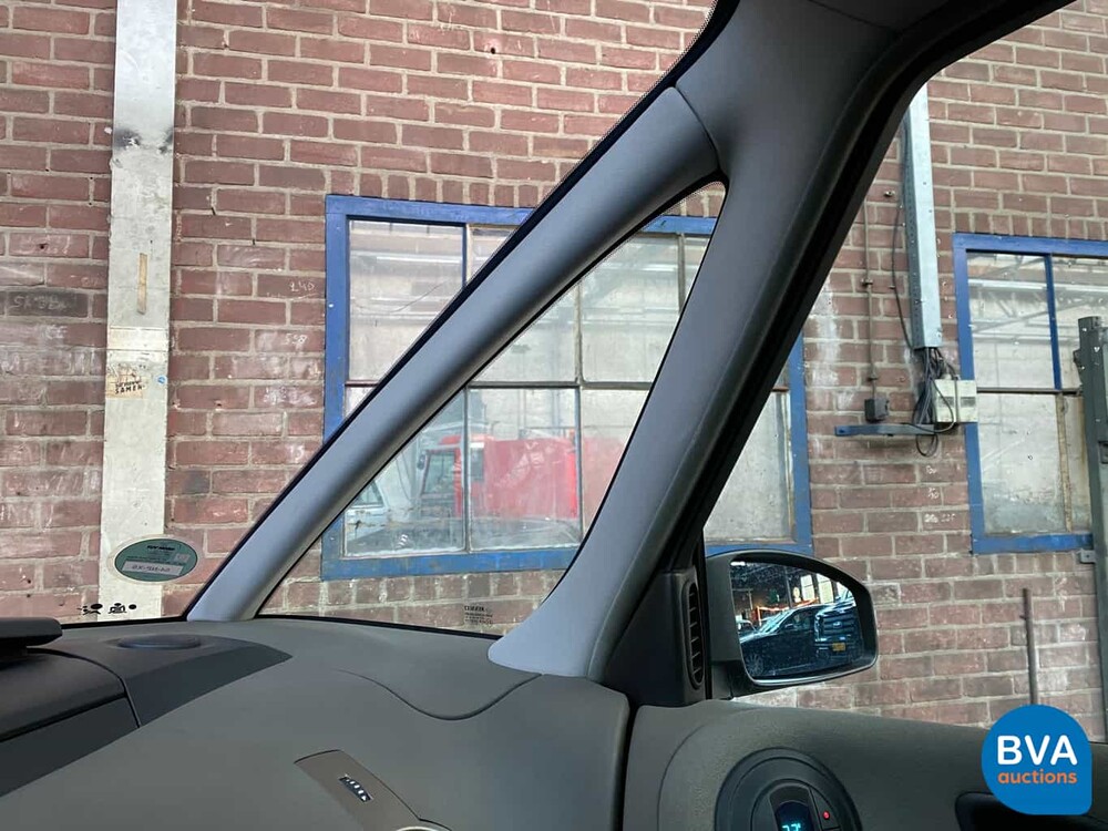 Renault Grand Espace 3.5 V6 241 PS Automatik 2004 - Original NL -, 54-NP-XS.