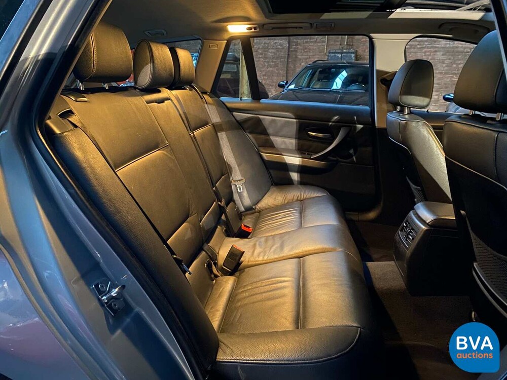 BMW 330xi Touring 230 PS Youngtimer E91 2005.