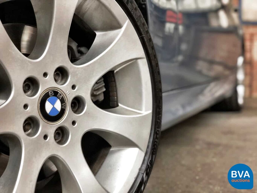 BMW 330xi Touring 230 PS Youngtimer E91 2005.