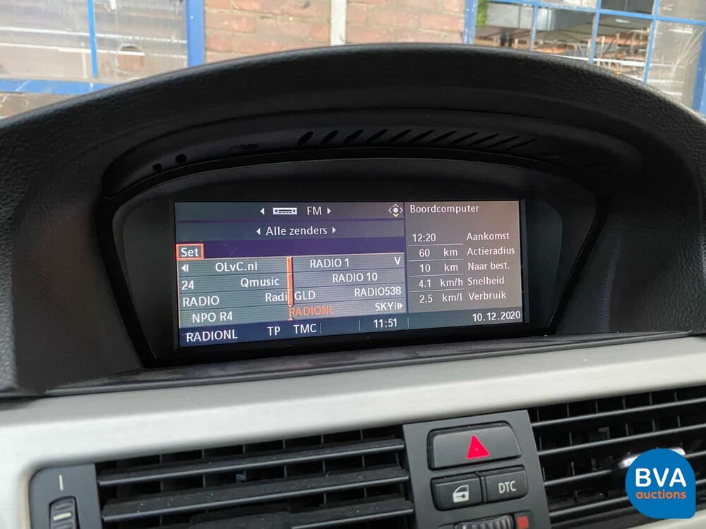 BMW 330xi Touring M Paket 3er 258 PS E91 Youngtimer 2005, J-694-JT.