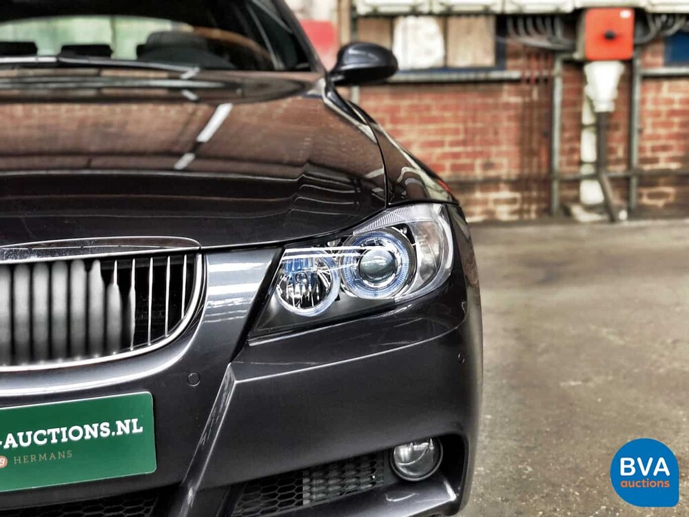 BMW 330xi Touring M Paket 3er 258 PS E91 Youngtimer 2005, J-694-JT.