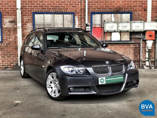 BMW 330xi Touring M package 3-Series 258hp E91 Youngtimer 2005, J-694-JT.