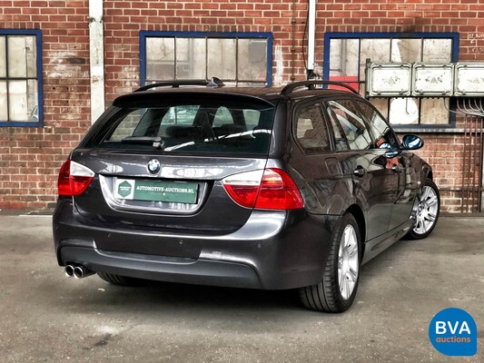 BMW 330xi Touring M package 3-Series 258hp E91 Youngtimer 2005, J-694-JT.