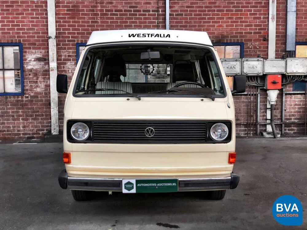 Volkswagen T3 Westfalia Camper Transporter 1982, J-680-JT.