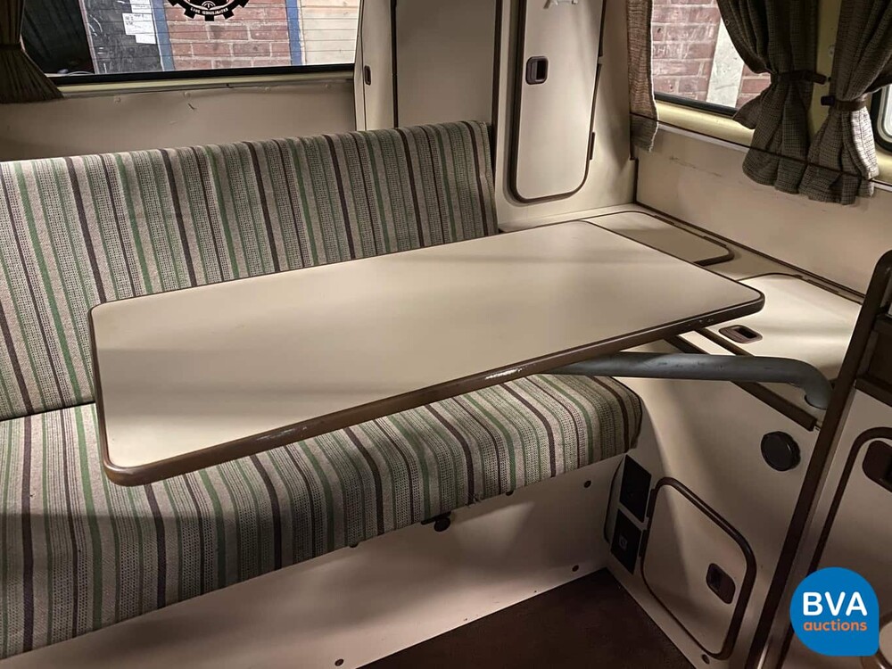 Volkswagen T3 Westfalia Camper Transporter 1982, J-680-JT.