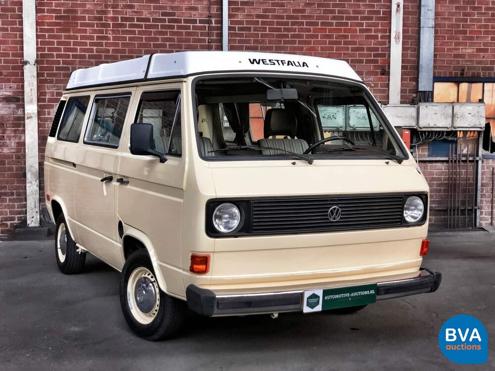 Volkswagen T3 Westfalia Camper Transporter 1982, J-680-JT.