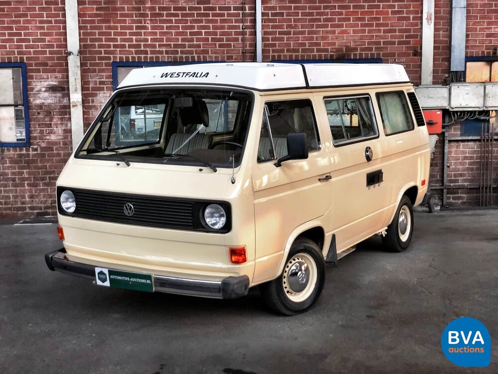 Volkswagen T3 Westfalia Camper Transporter 1982, J-680-JT.