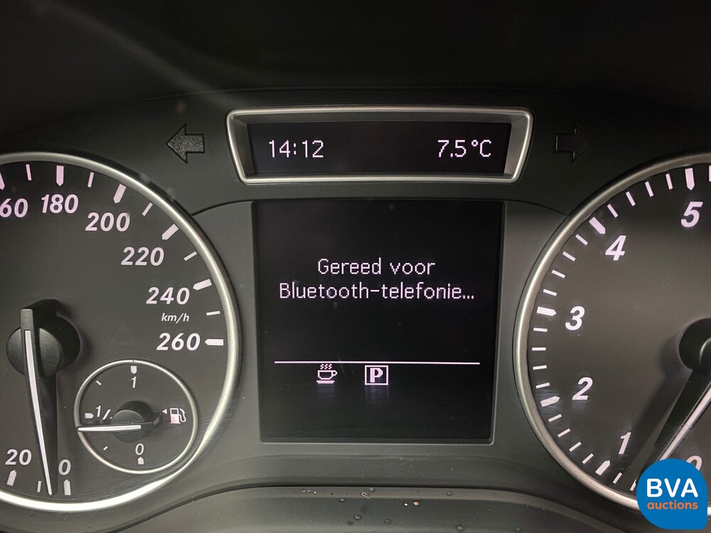 Mercedes-Benz B180 Blue Efficiency 122pk B-Klasse Ambition 2012 -Org NL-, 13-XKS-1