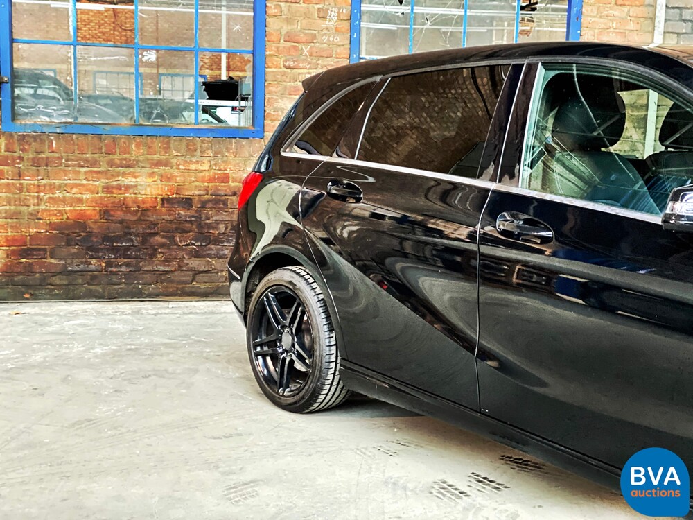 Mercedes-Benz B180 Blue Efficiency 122pk B-Klasse Ambition 2012 -Org NL-, 13-XKS-1